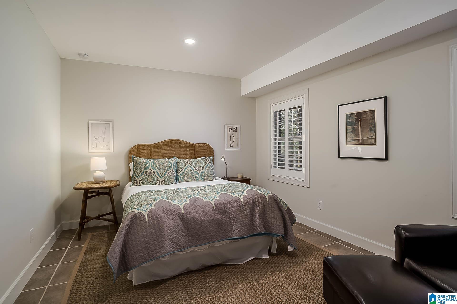 2728 Wynward Road Birmingham, AL 35243 - Photo 38 of 48