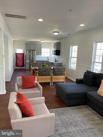 $3,900 | 824 48th Place Northeast, Washington, DC 20019