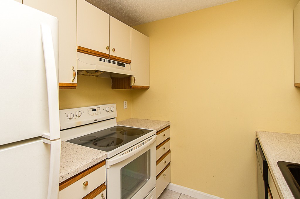 603 Franklin Crossing Road, Unit 3 Franklin, MA 02038 - Photo 8 of 20 Gallery Image 8