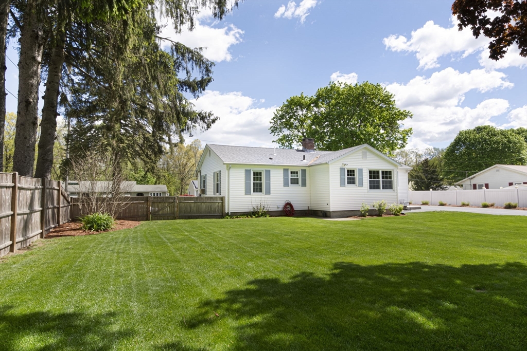70 Trinity Avenue Worcester, MA 01605 - Photo 25 of 28