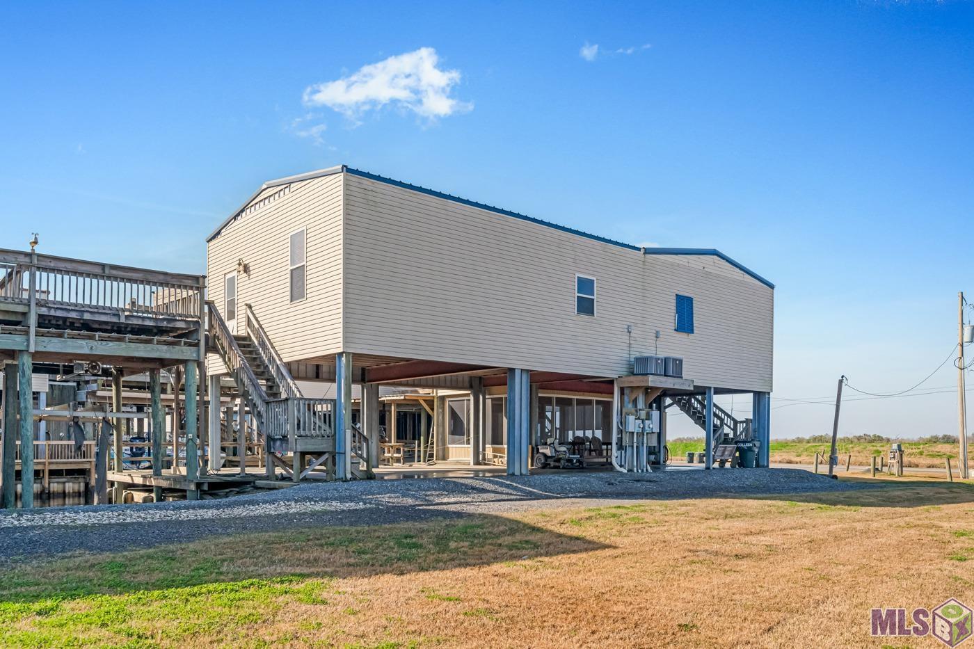 2027 Brady Road, Unit B Theriot, LA 70397 - Photo 1 of 16