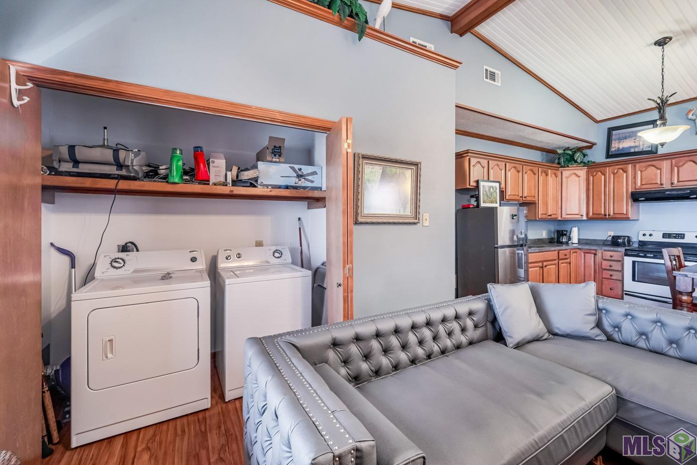 2027 Brady Road, Unit B Theriot, LA 70397 - Photo 10 of 16