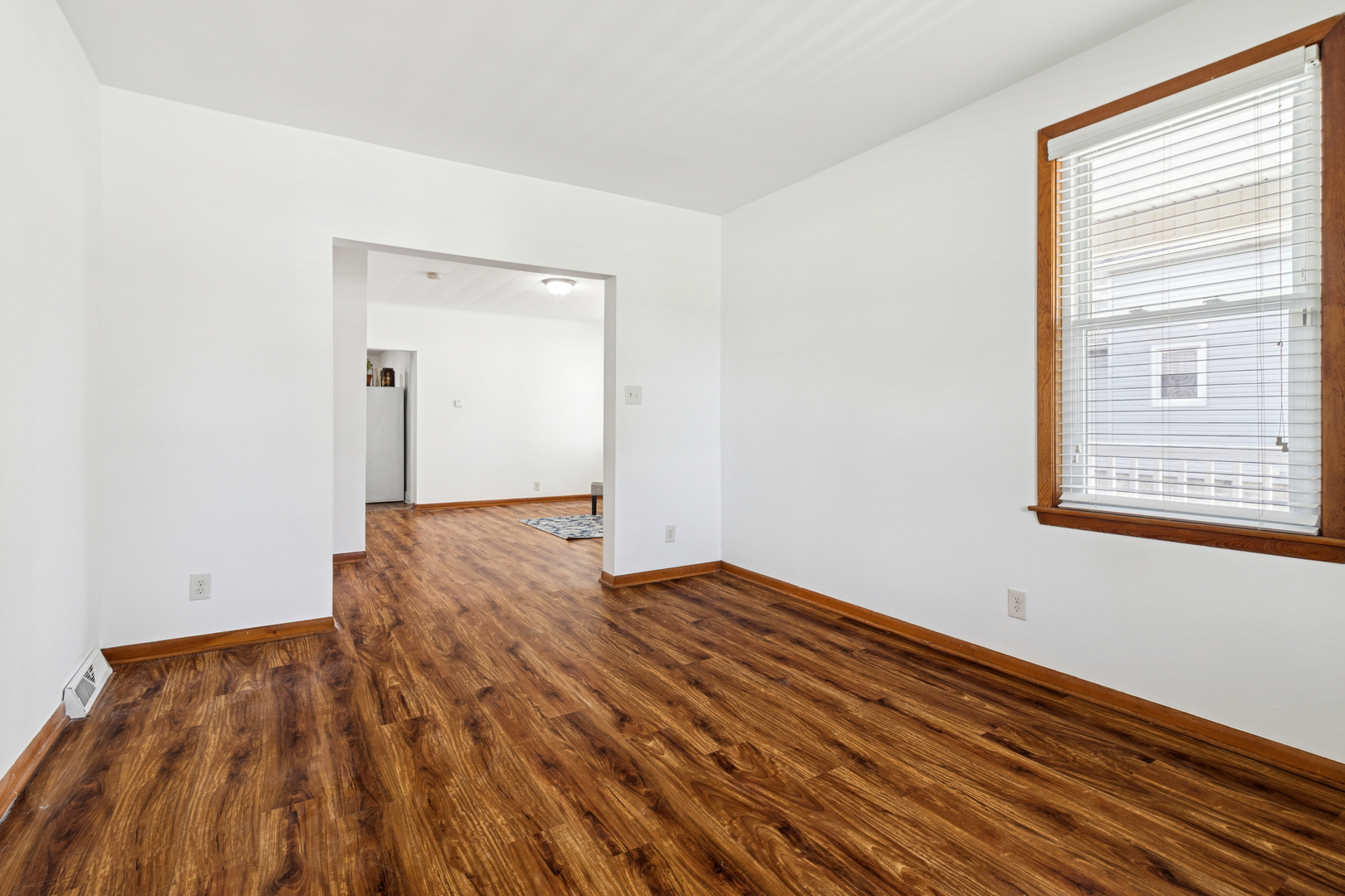 392 West Exchange Street Crete, IL 60417 - Photo 3 of 19 Gallery Image 3