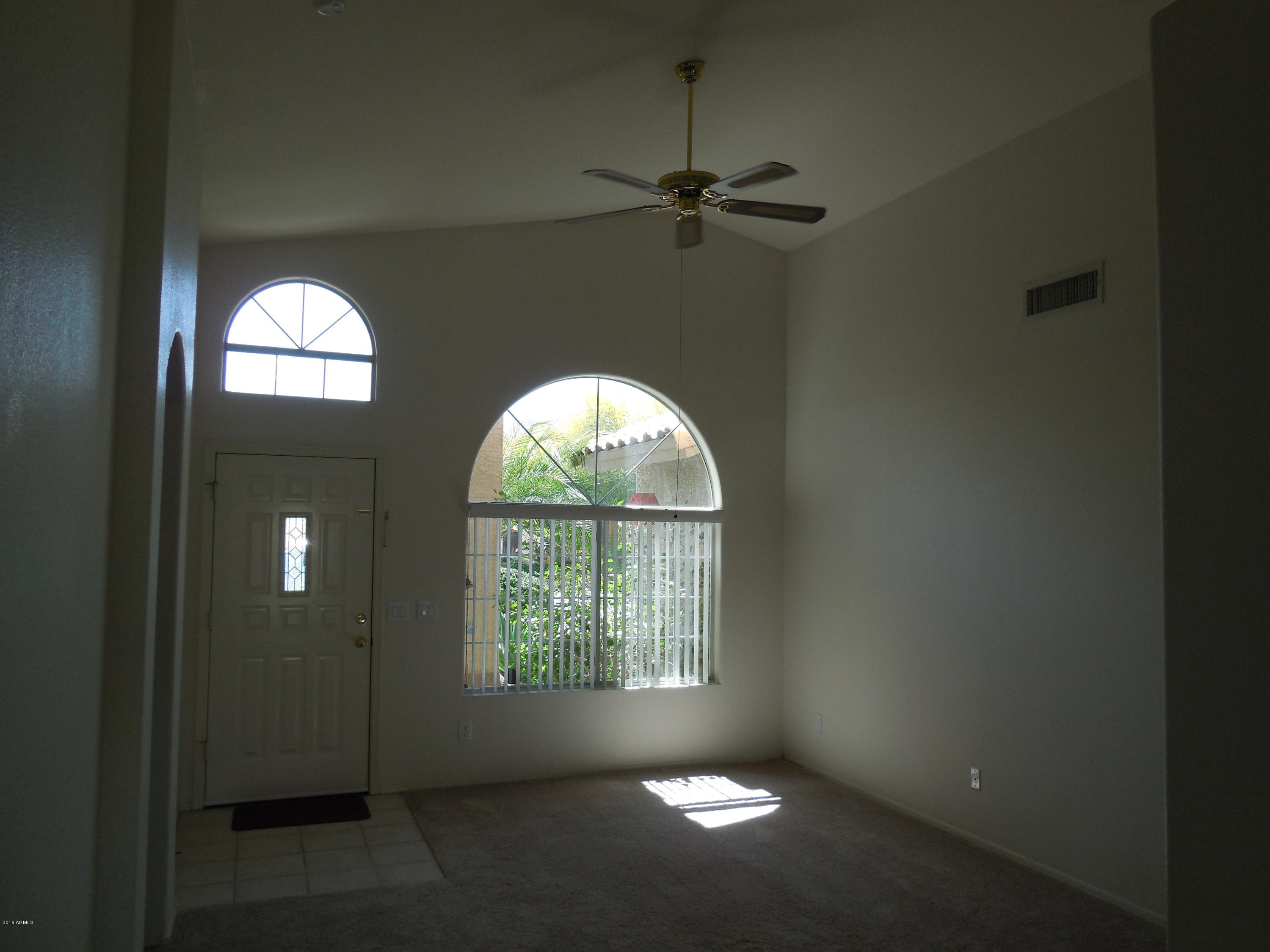 12462 West Granada Road Avondale, AZ 85392 - Photo 3 of 26 LIVING 2