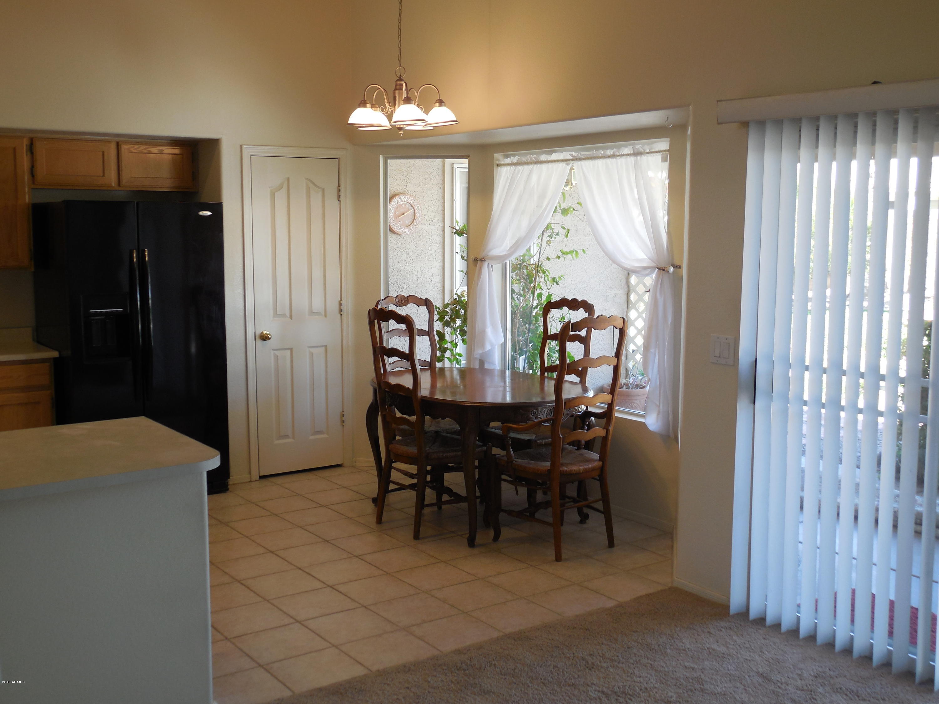 12462 West Granada Road Avondale, AZ 85392 - Photo 6 of 26 EAT IN KITCHEN
