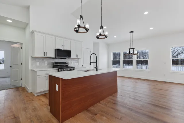 $440,500 | 4909 Schmitz Court, Adrian, MI 49221