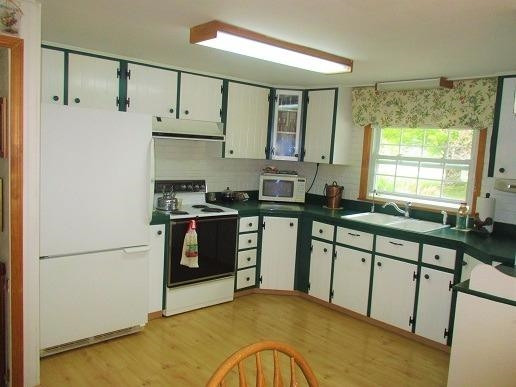 14033 Tuttle Hill Road Milan, MI 48160 - Photo 8 of 10 Photo 8