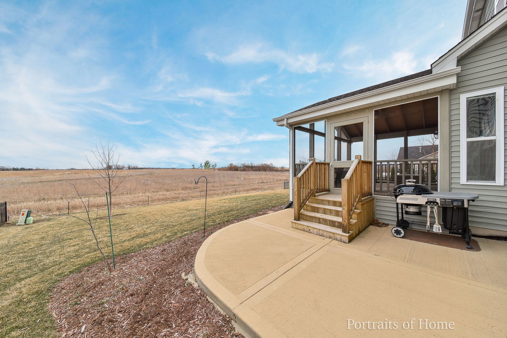 40W195 Palmer Road Geneva, IL 60134 - Photo 23 of 24 a view of a terrace with chairs