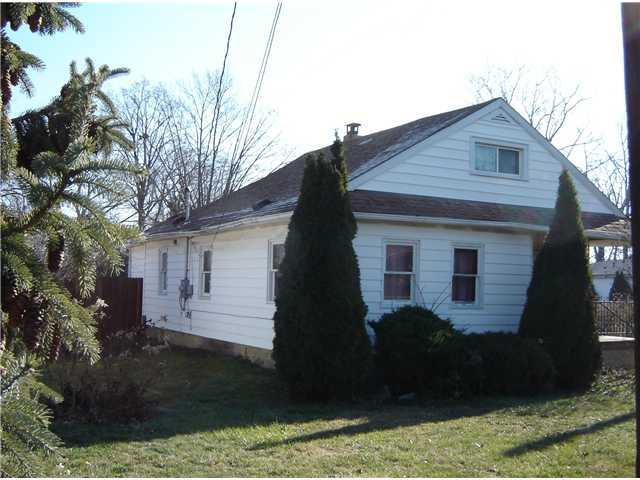 1642 Zettler Road Columbus, OH 43227 - Photo 2 of 18 Gallery Image 2
