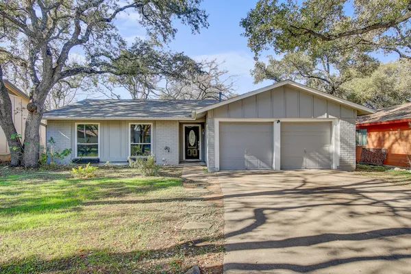 $2,400 | 7804 Wycombe Drive, Austin, TX 78749