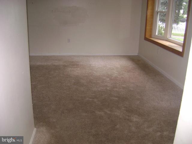 1320 Tenbrook Road Odenton, MD 21113 - Photo 15 of 16 Living Room