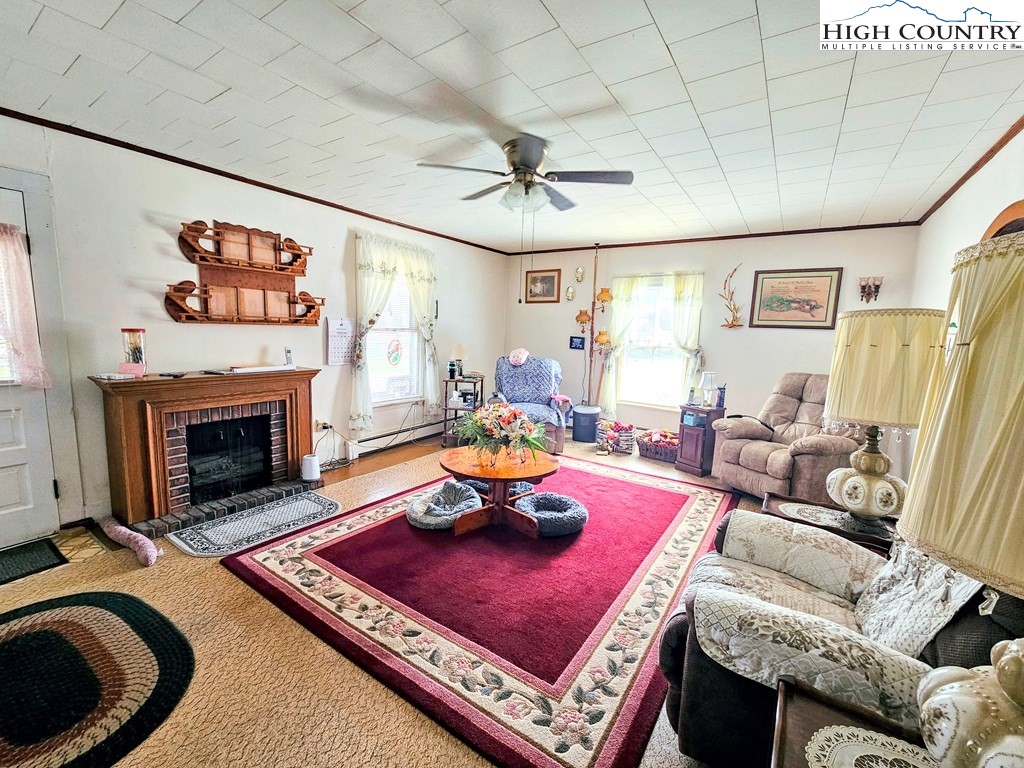 191 Timberline Road Troutdale, VA 24378 - Photo 2 of 18 Gallery Image 2