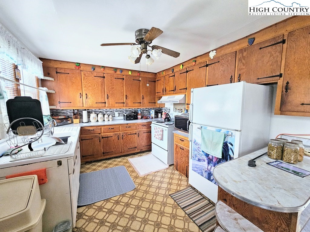 191 Timberline Road Troutdale, VA 24378 - Photo 5 of 18 Gallery Image 5