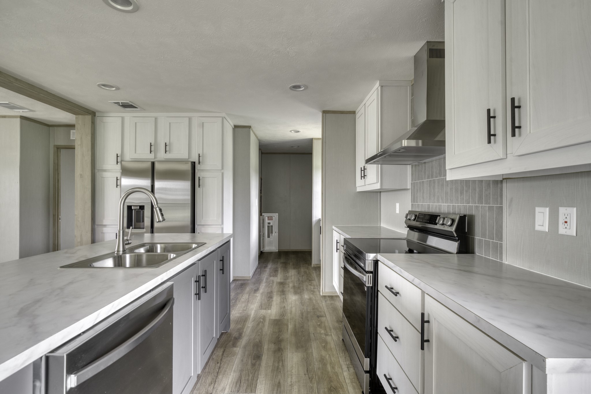 9960 Goose Prairie Road Midway, TX 75852 - Photo 10 of 28 Kitchen