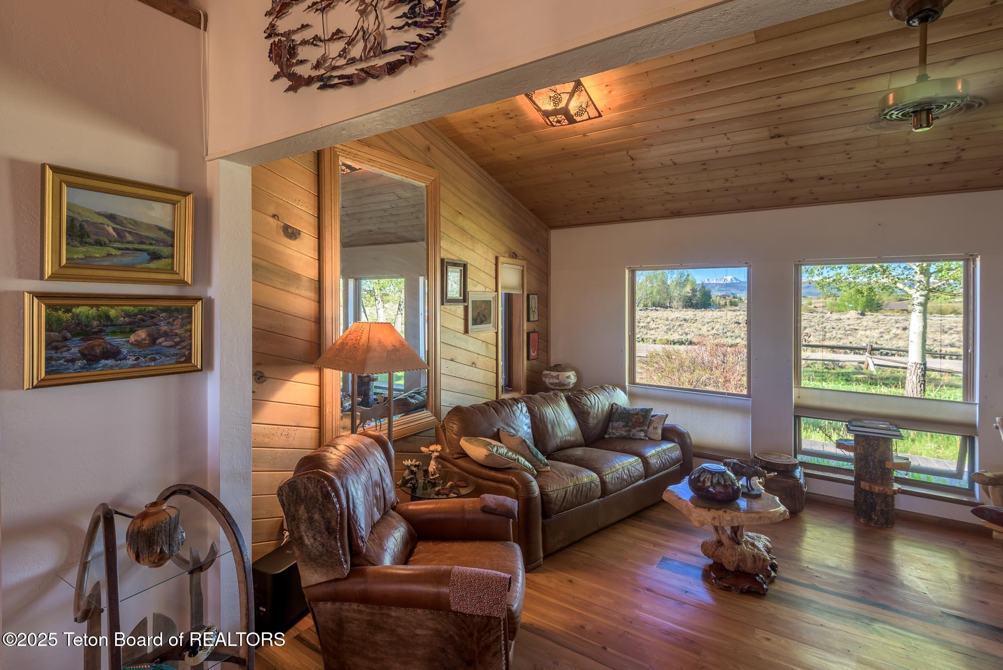 7 Park Circle Pinedale, WY 82941 - Photo 9 of 34 DSC_2705-HDR