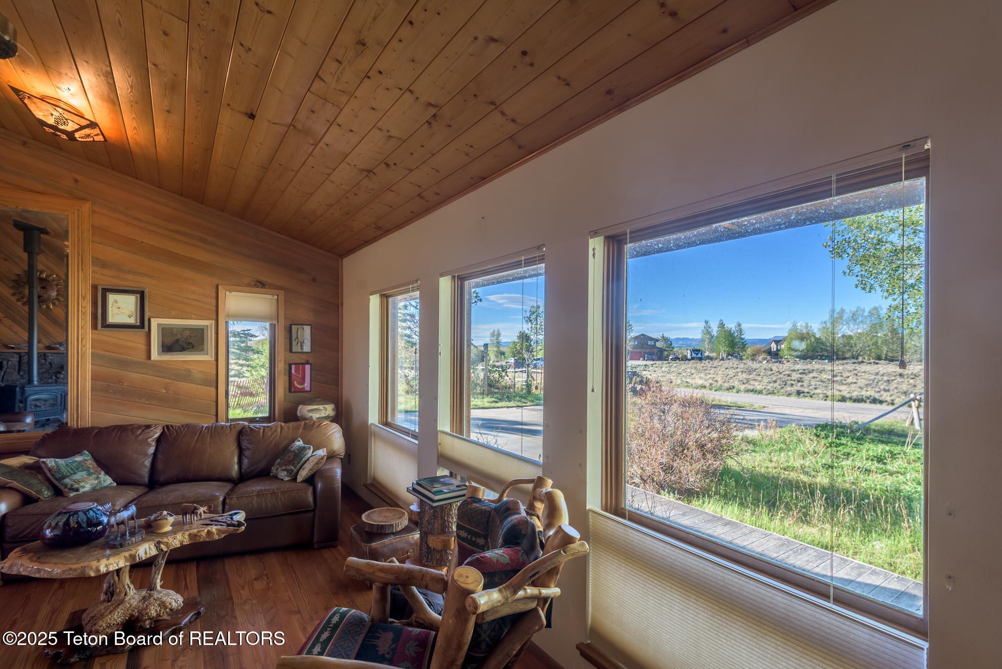 7 Park Circle Pinedale, WY 82941 - Photo 10 of 34 DSC_2681-HDR