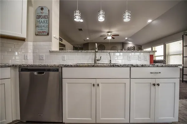 $2,995 | 5409 Buchanan Draw Road, Austin, TX 78738