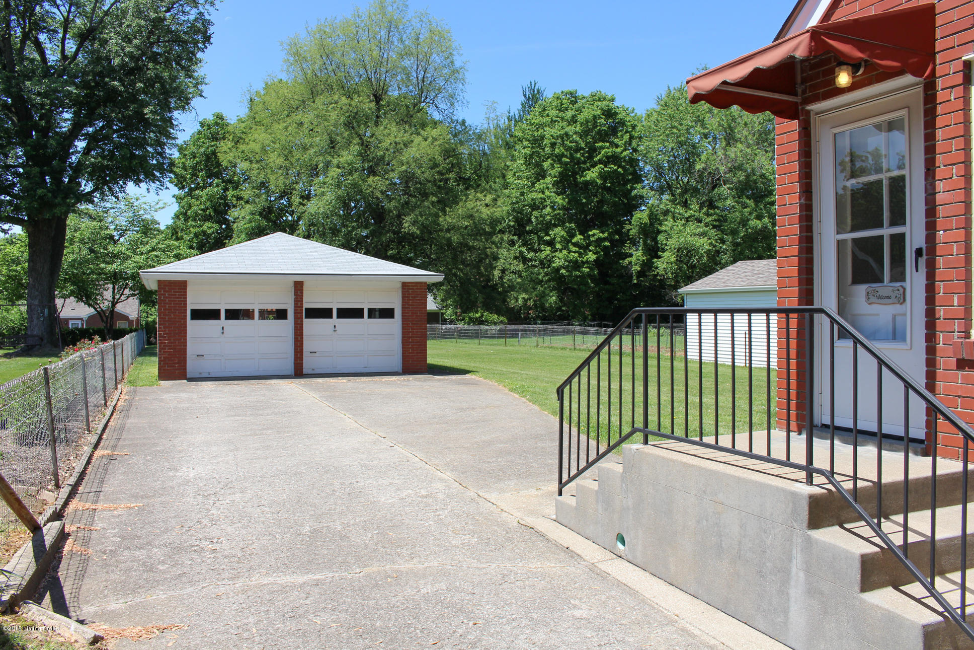 3024 Bobolink Road Louisville, KY 40217 - Photo 6 of 43 IMG_1274