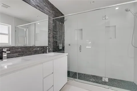 $3,295,000 | 8851 Froude Avenue, Surfside, FL 33154