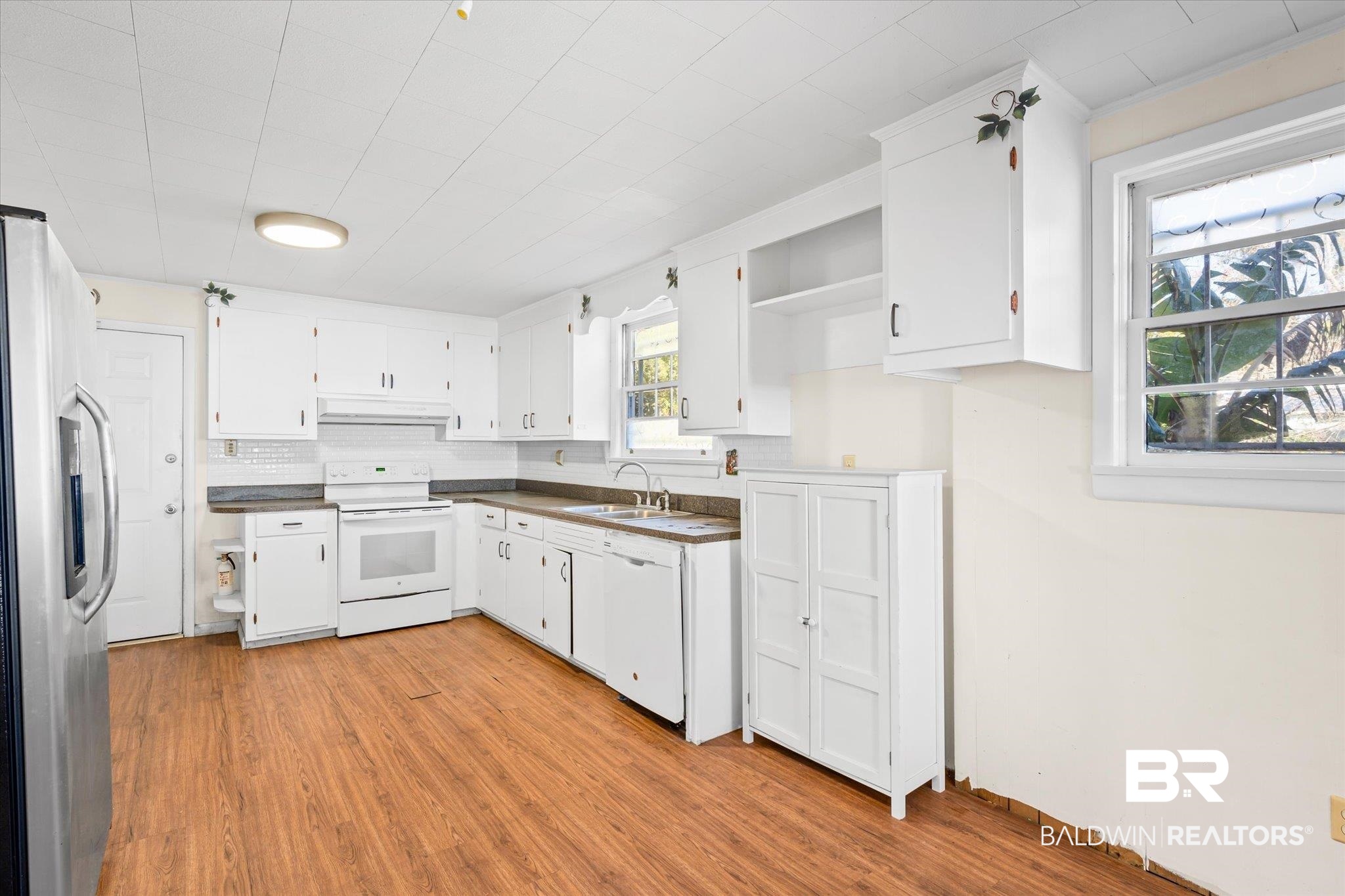 4170 Bayfront Road Mobile, AL 36605 - Photo 6 of 33
