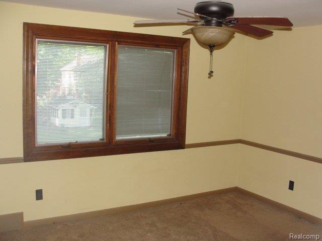 8475 Hampton Road Grosse Ile, MI 48138 - Photo 11 of 12 DSC07642
