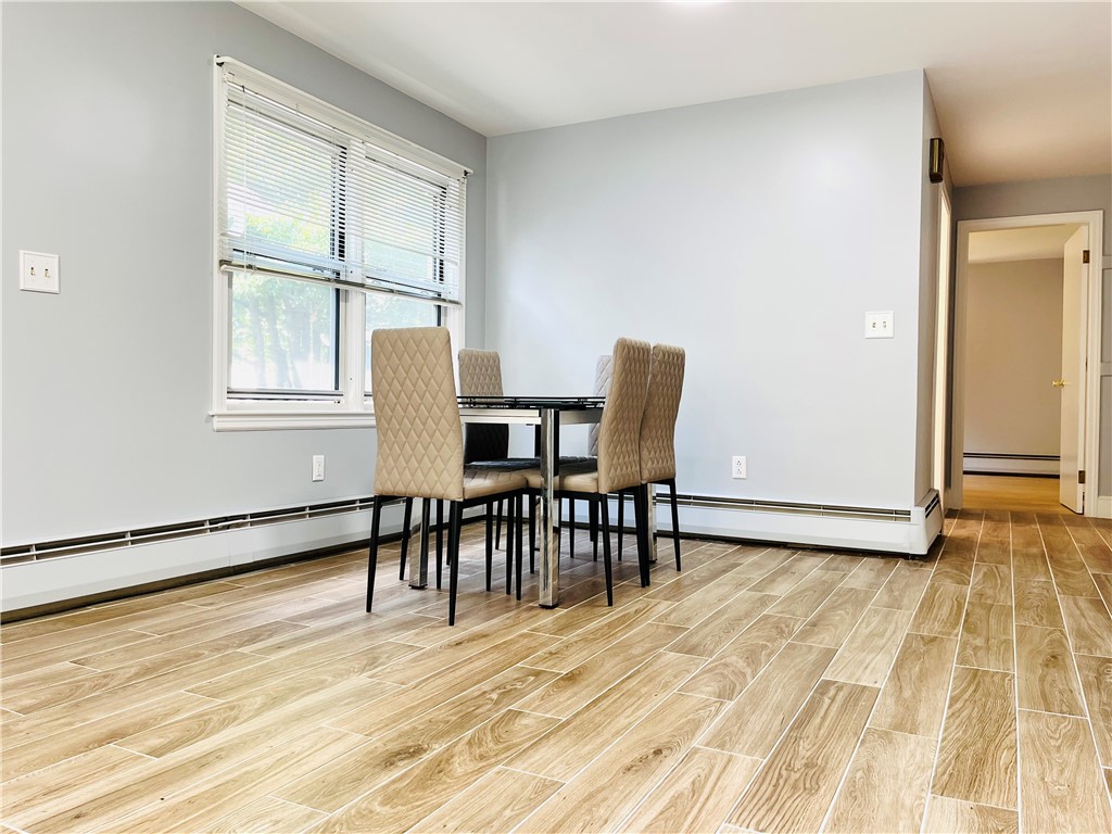 15 Washington Road Barrington, RI 02806 - Photo 8 of 39 Gallery Image 8