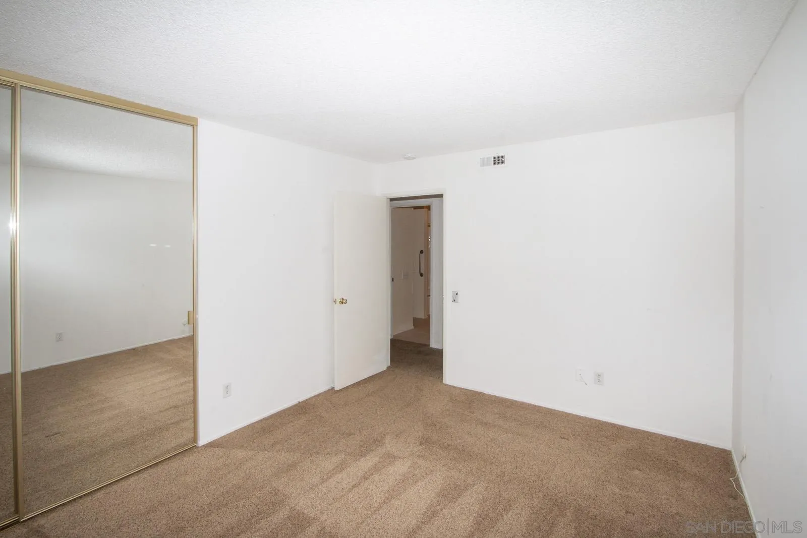 12475 Rios Road San Diego, CA 92128 - Photo 18 of 34 a view of an empty room