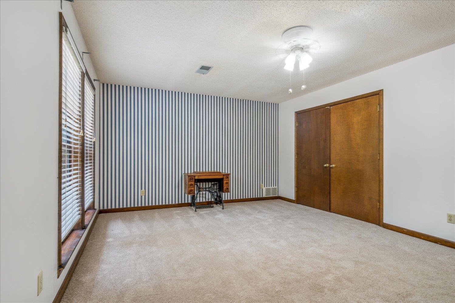 354 College Street Collierville, TN 38017 - Photo 25 of 33 a view of an empty room with a window