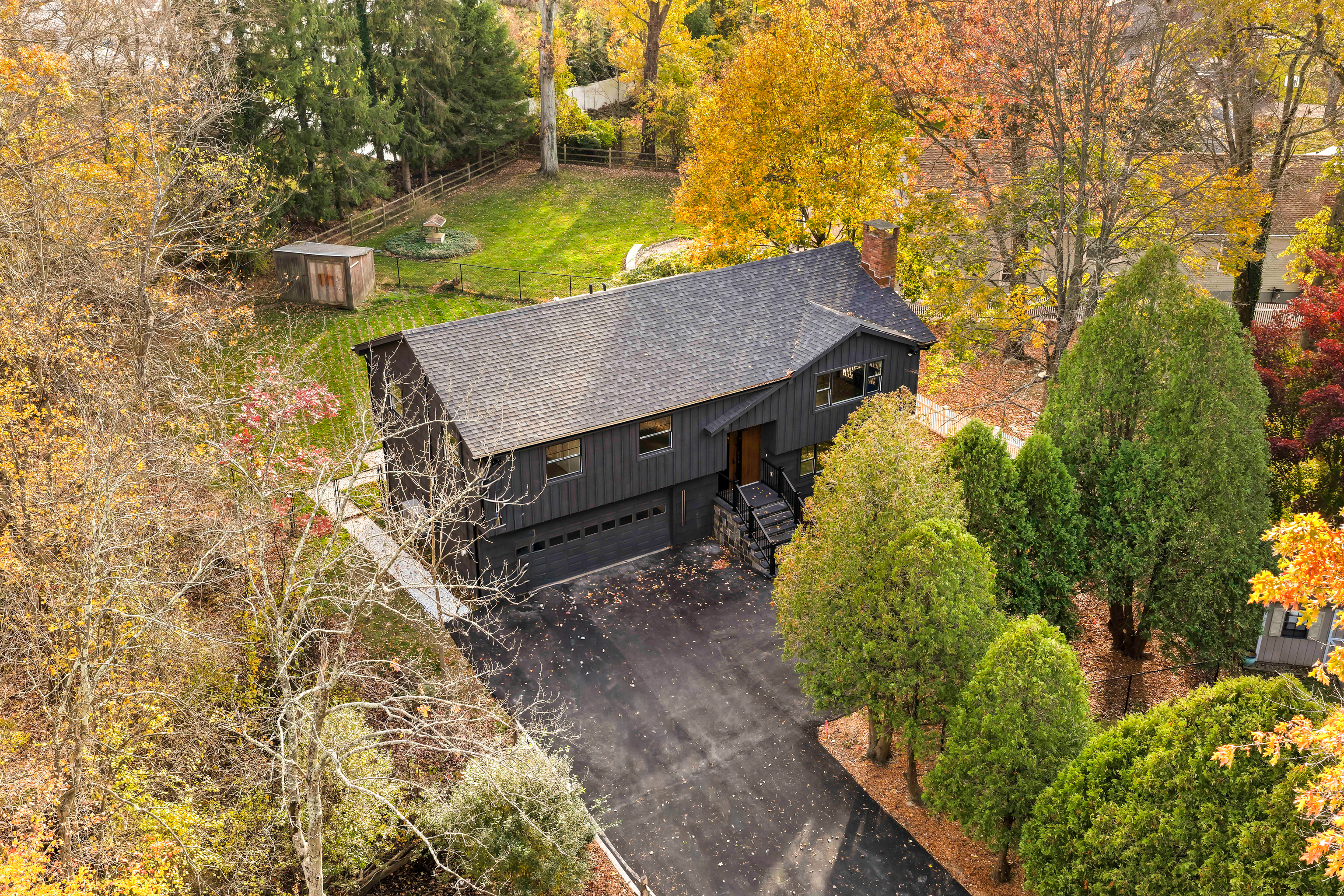 115 Mayfair Road Fairfield, CT 06824 - Photo 11 of 36