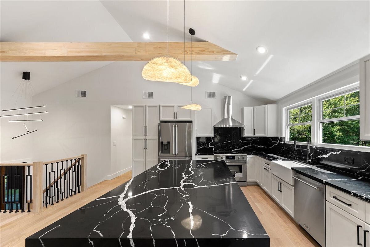 115 Mayfair Road Fairfield, CT 06824 - Photo 16 of 36