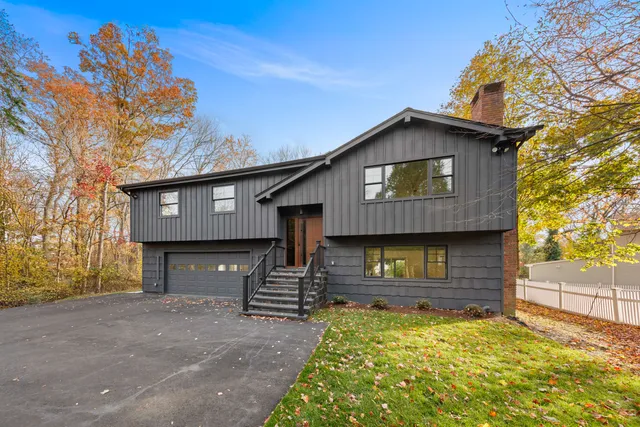 $1,179,999 | 115 Mayfair Road, Fairfield, CT 06824