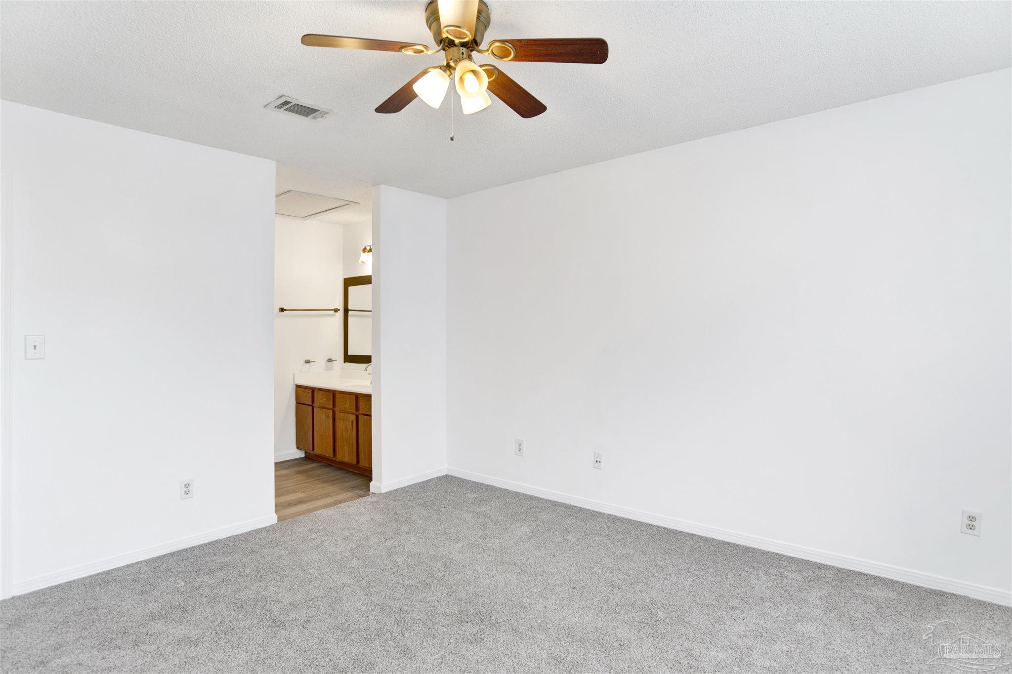 601 East Burgess Road, Unit K11 Pensacola, FL 32504 - Photo 27 of 34 an empty room