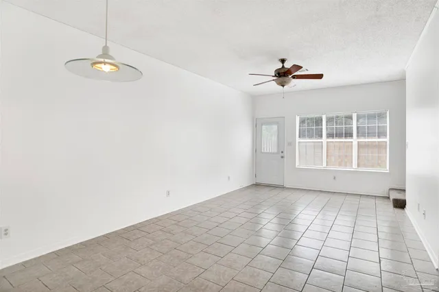 $179,900 | 601 East Burgess Road, Unit K11, Pensacola, FL 32504