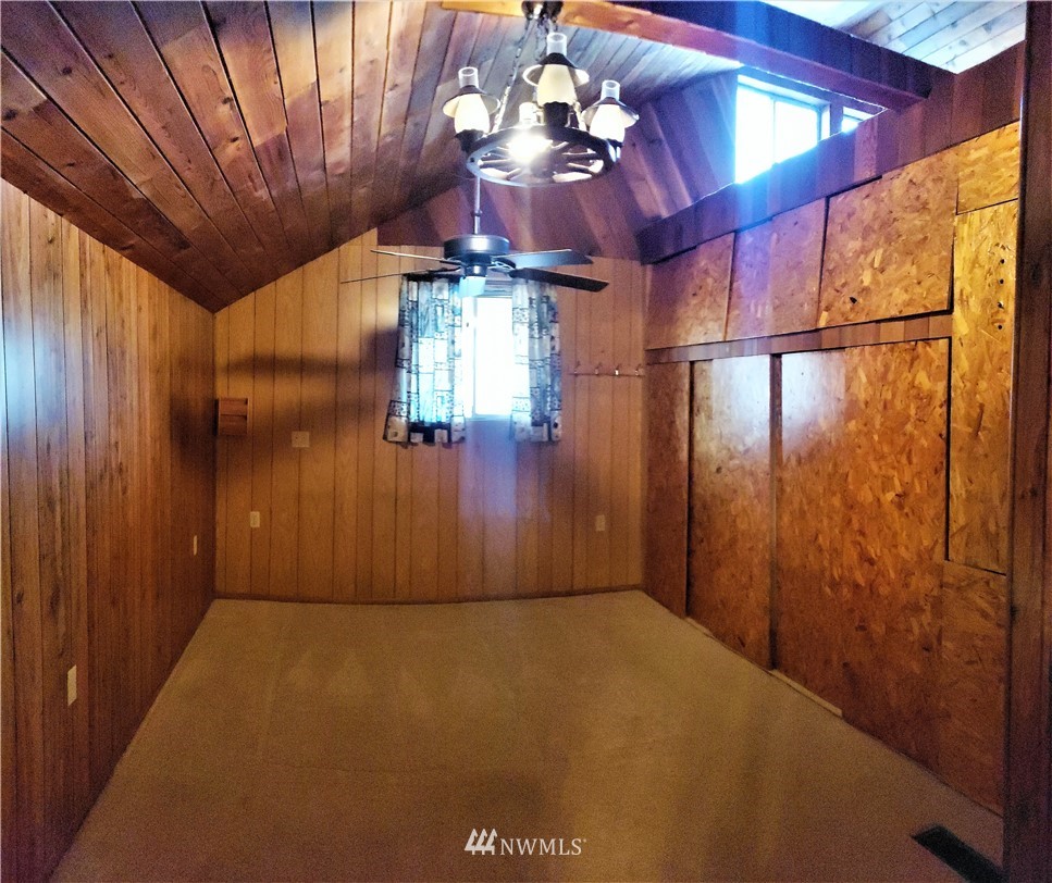 62 North Kirkpatrick Road North Omak, WA 98841 - Photo 15 of 33