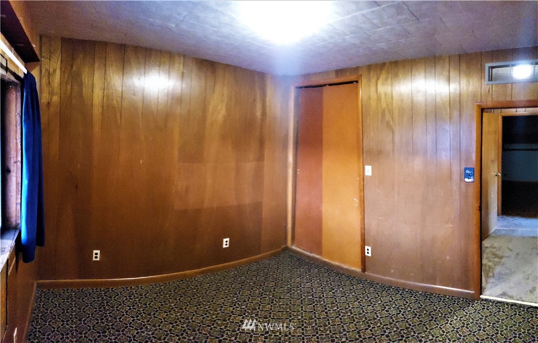 62 North Kirkpatrick Road North Omak, WA 98841 - Photo 19 of 33