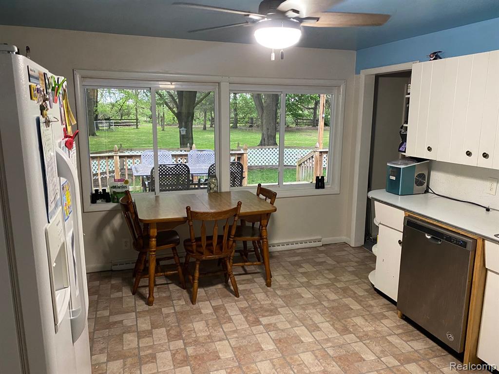 1819 East Dryden Road Metamora, MI 48455 - Photo 13 of 25