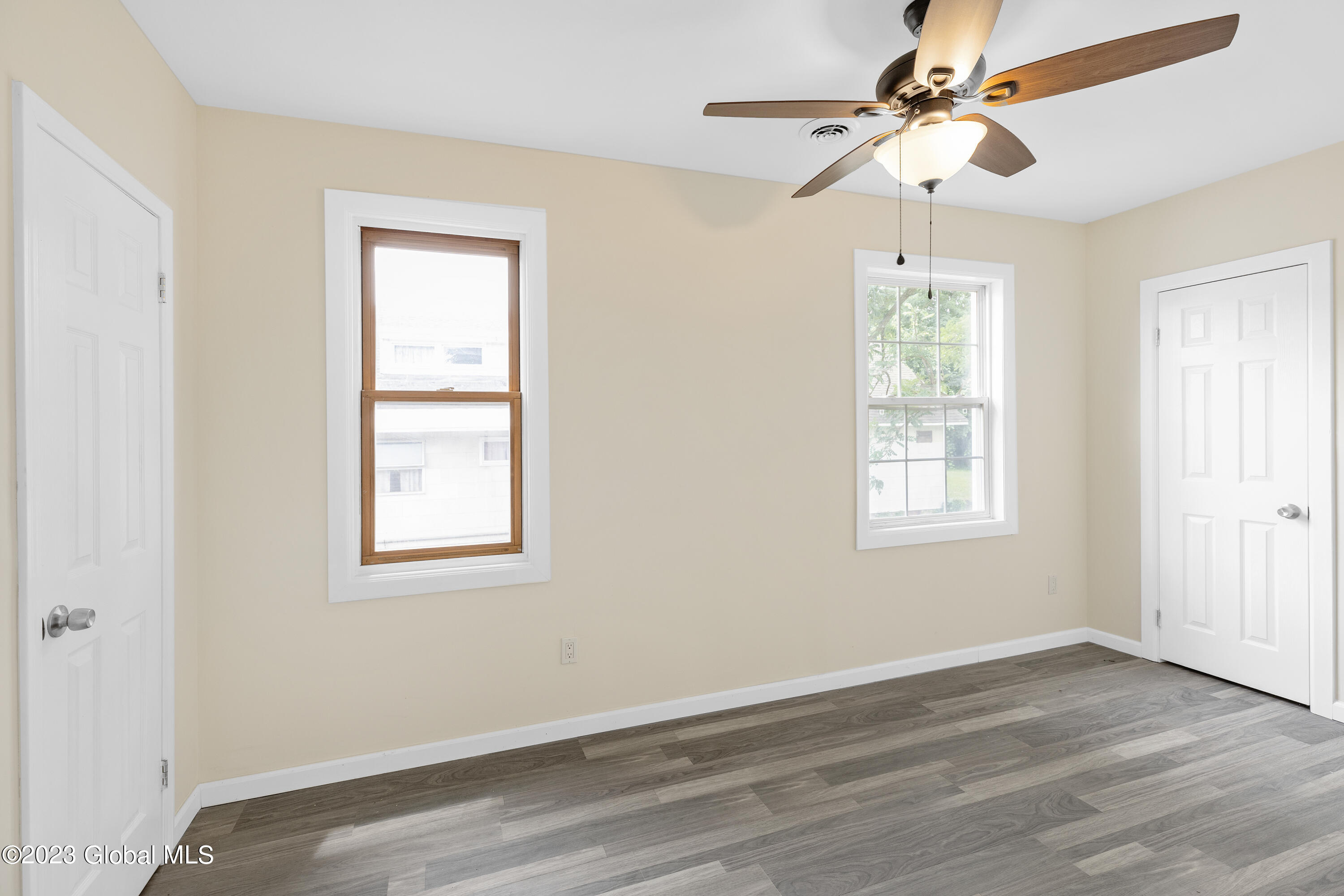 658 Crane Street Schenectady, NY 12303 - Photo 38 of 44 1 (46)