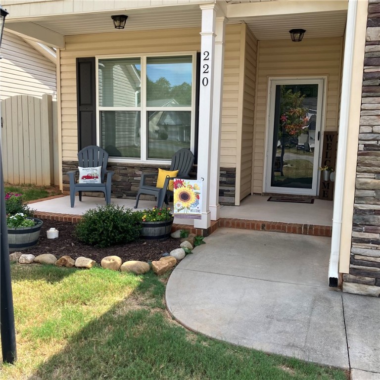 220 Magnolia Lane Pendleton, SC 29670 - Photo 1 of 29 220 Magnolia Lane