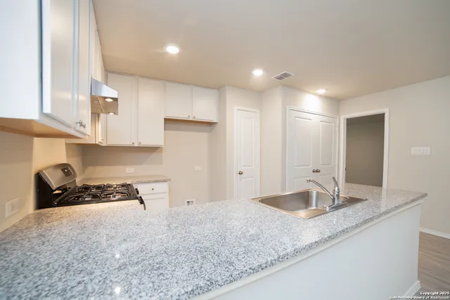 $1,675 | 8530 Western Tanager, San Antonio, TX 78245