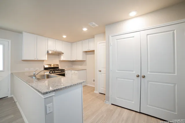 $1,675 | 8530 Western Tanager, San Antonio, TX 78245