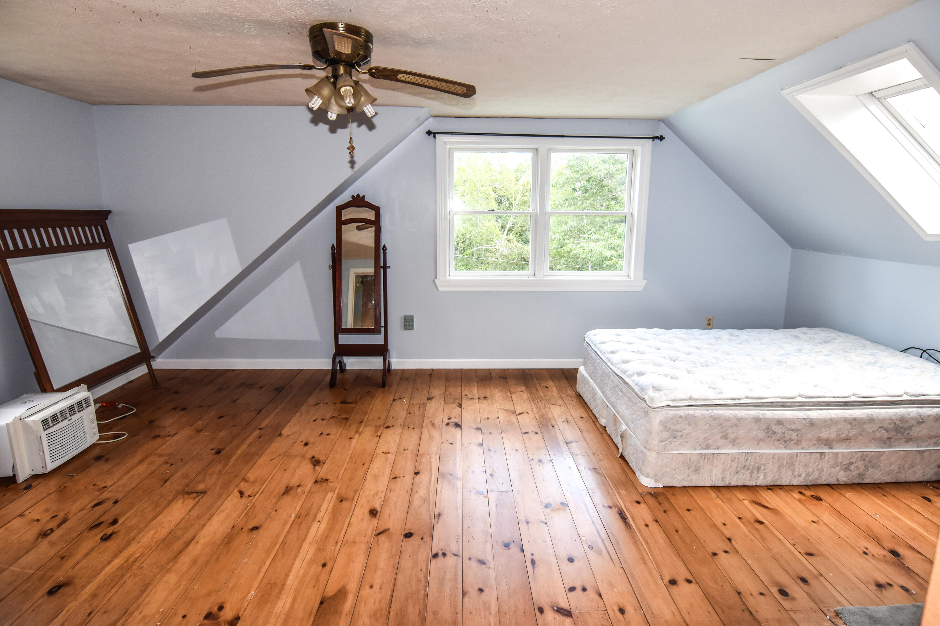 114 Grant Road Durham, ME 04222 - Photo 14 of 30 Bedroom 2