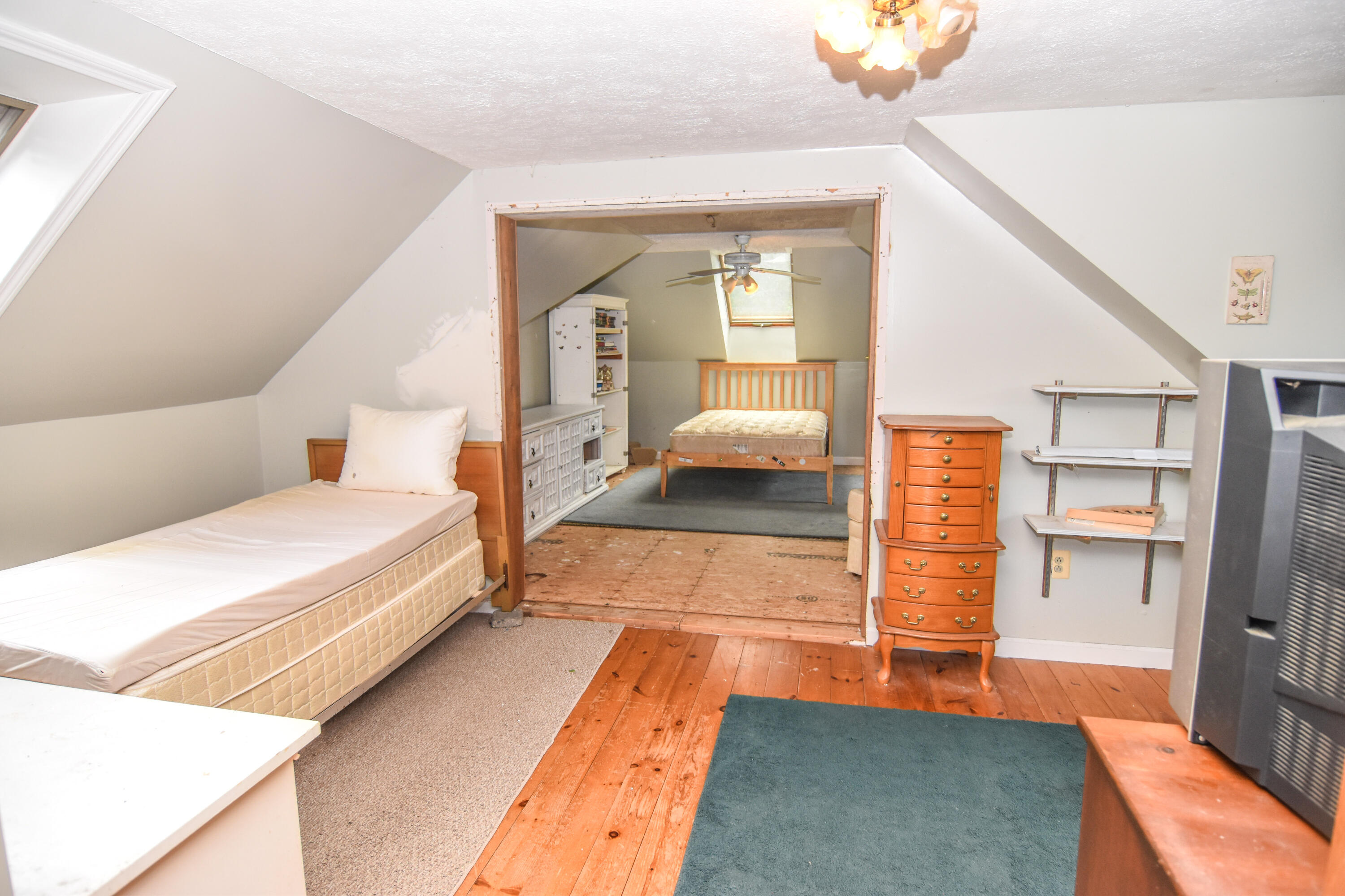 114 Grant Road Durham, ME 04222 - Photo 15 of 30 Bedroom 3