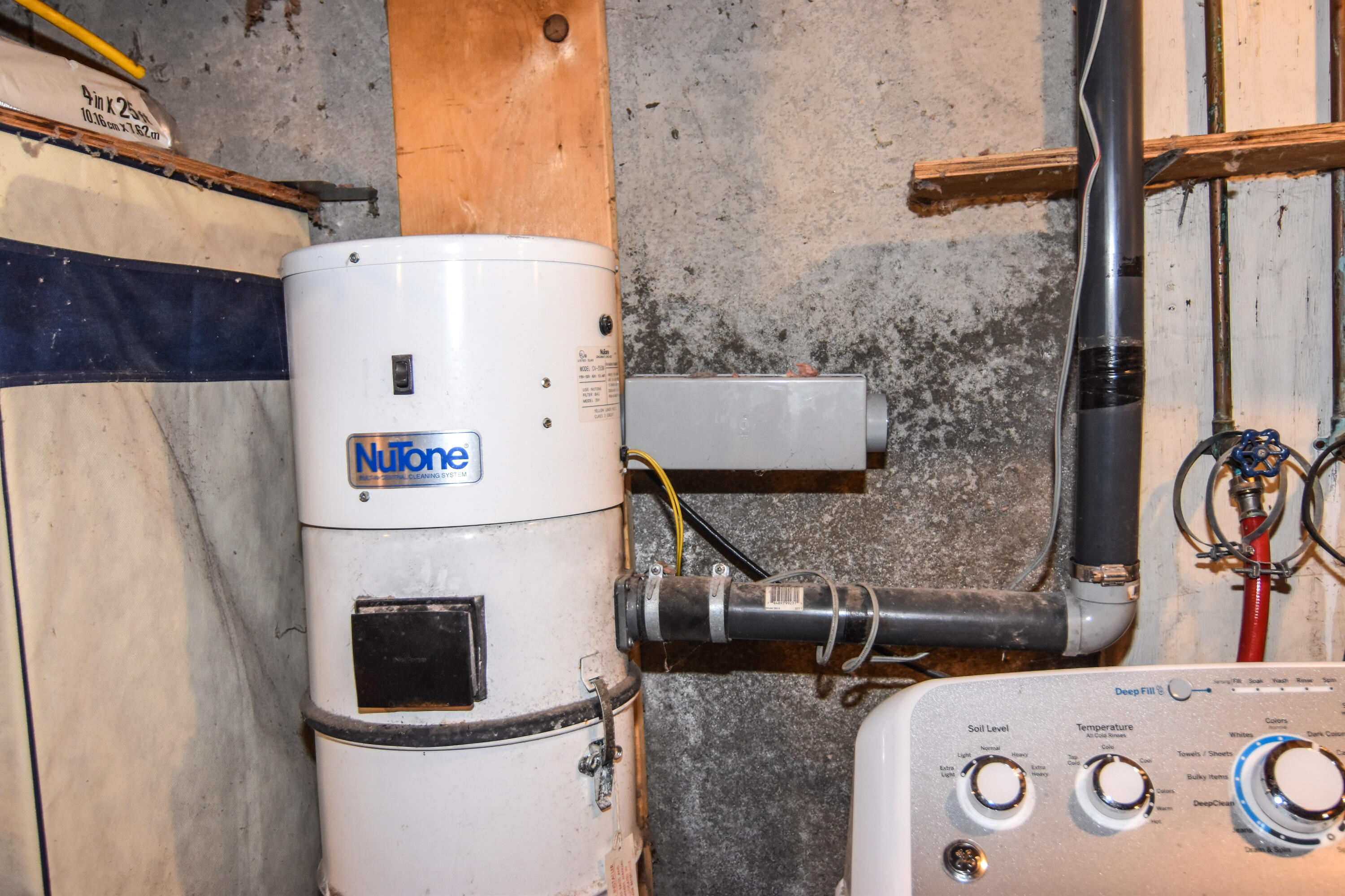 114 Grant Road Durham, ME 04222 - Photo 25 of 30 Central Vaccum System