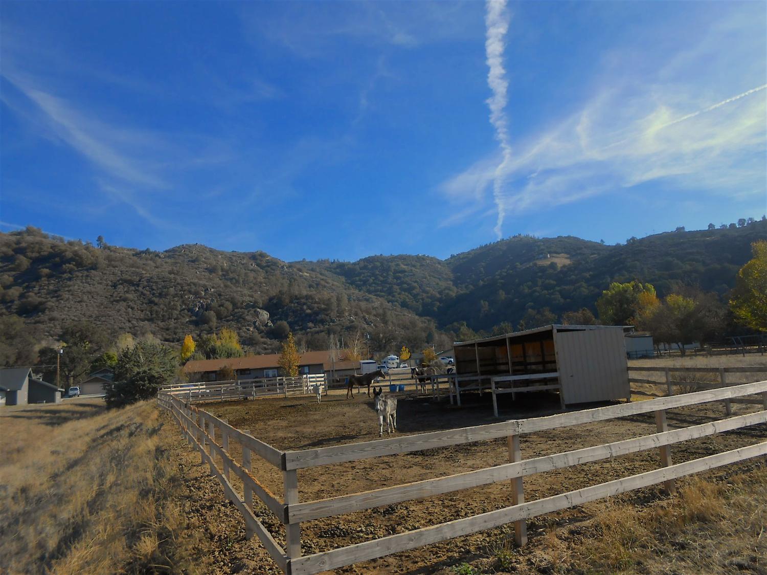 23101 Homestead Way Tehachapi, CA 93561 - Photo 18 of 21 Gallery Image 18