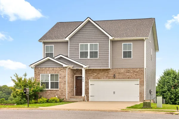 $2,250 | 668 Crestone Lane, Clarksville, TN 37042