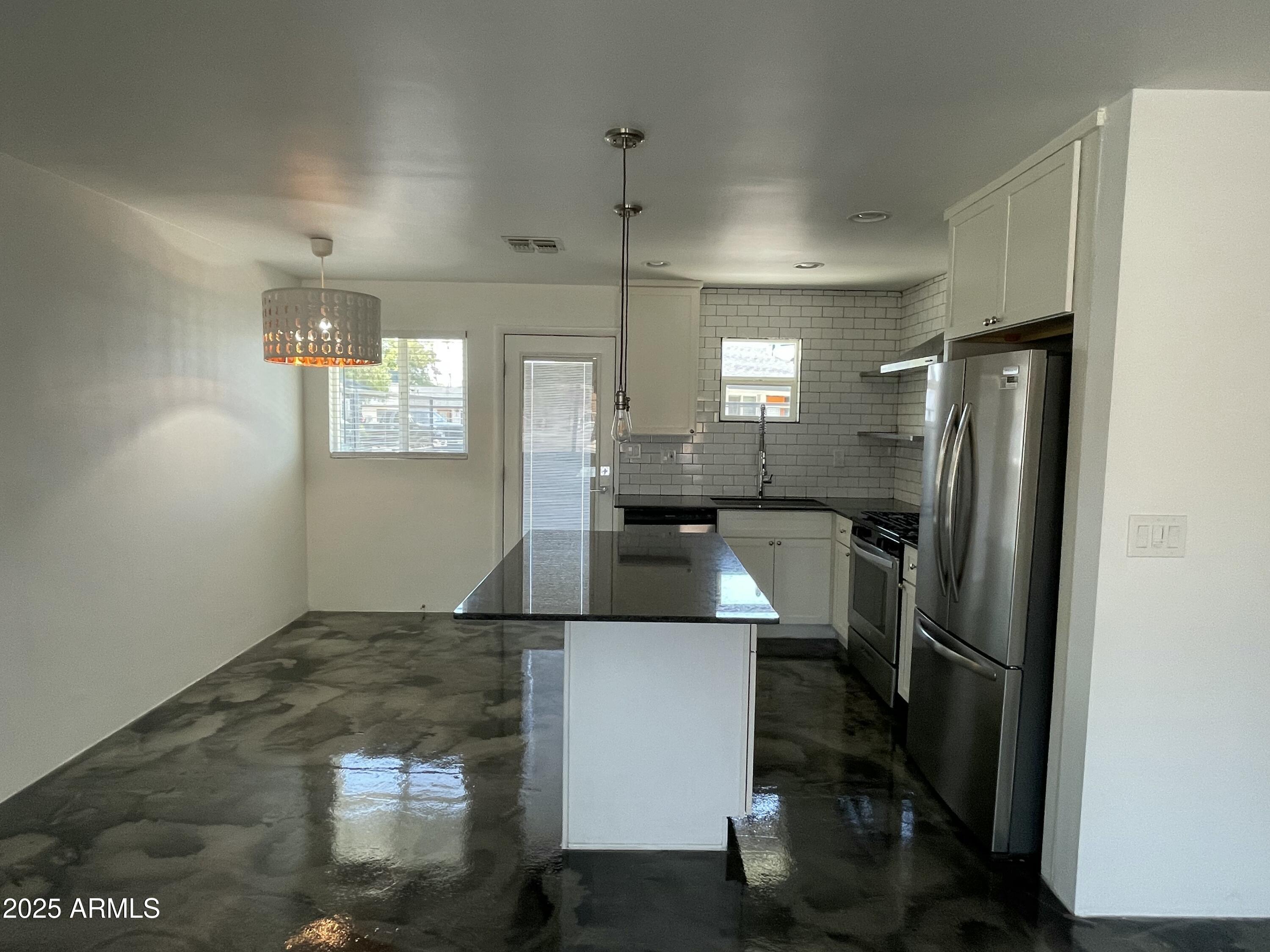 3416 North 37th Street, Unit 1 Phoenix, AZ 85018 - Photo 2 of 18 IMG_7088