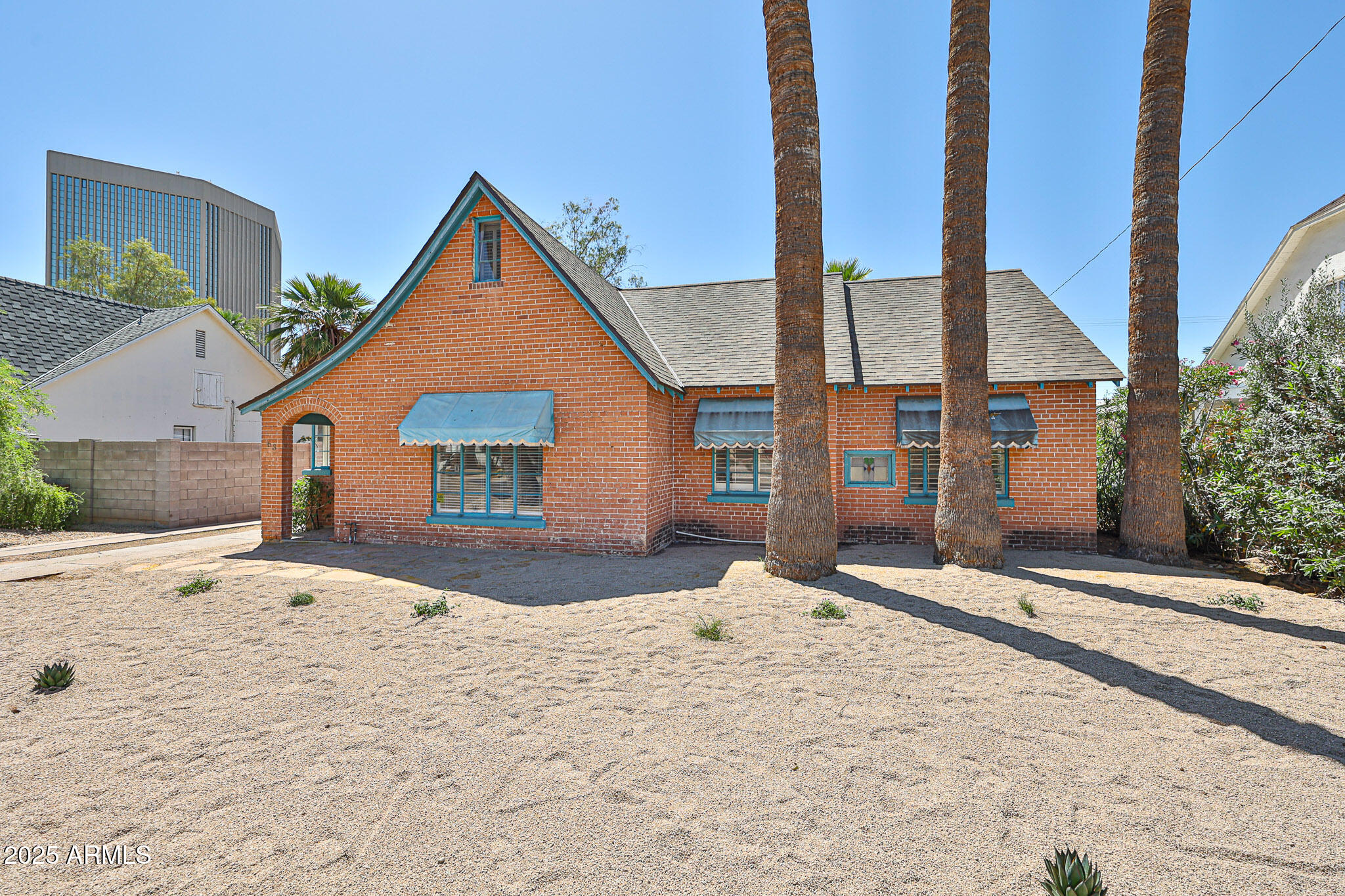 63 West Windsor Avenue Phoenix, AZ 85003 - Photo 6 of 43 a view of backyard of the house