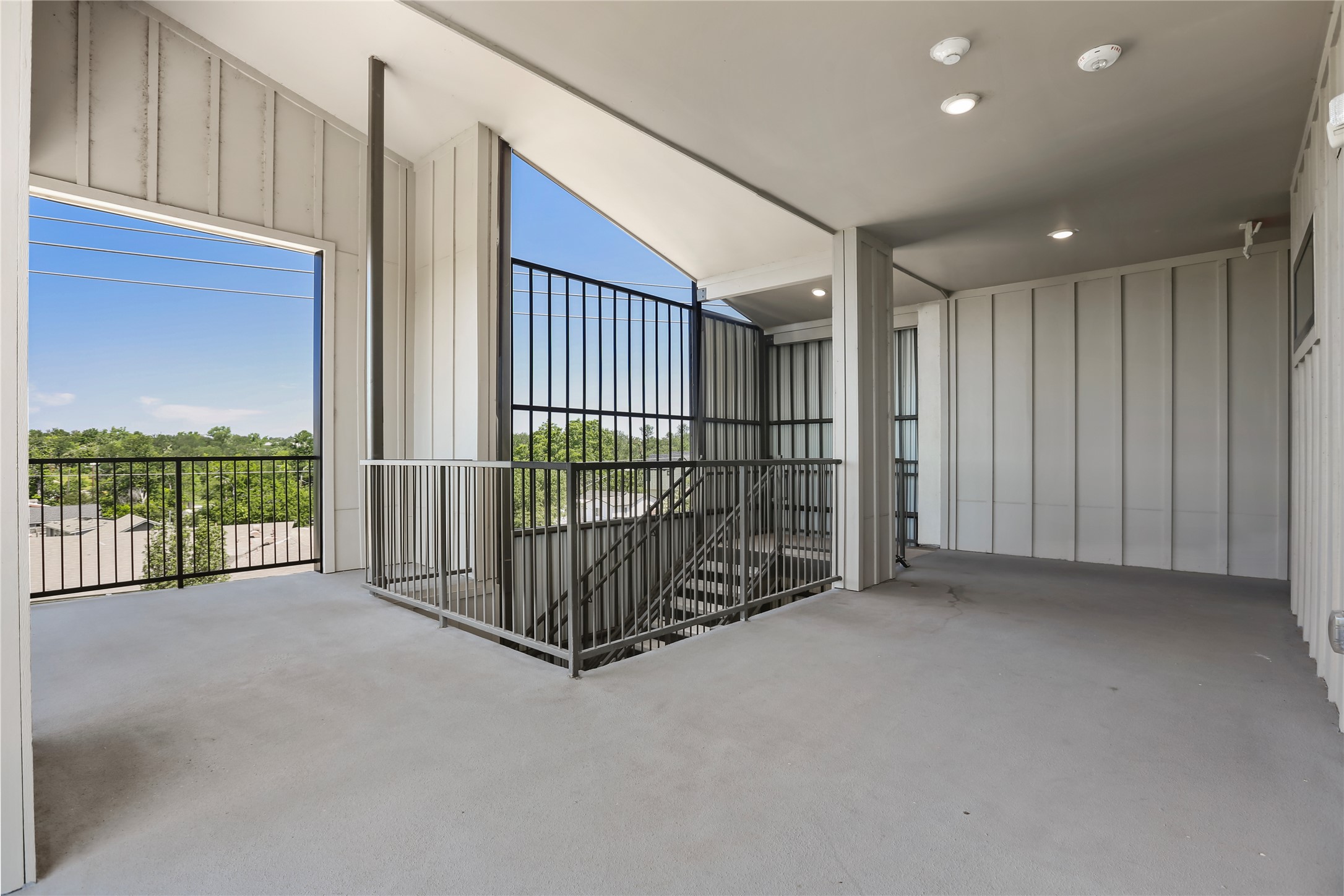 1811 Webberville Road, Unit 1209 Austin, TX 78721 - Photo 22 of 27