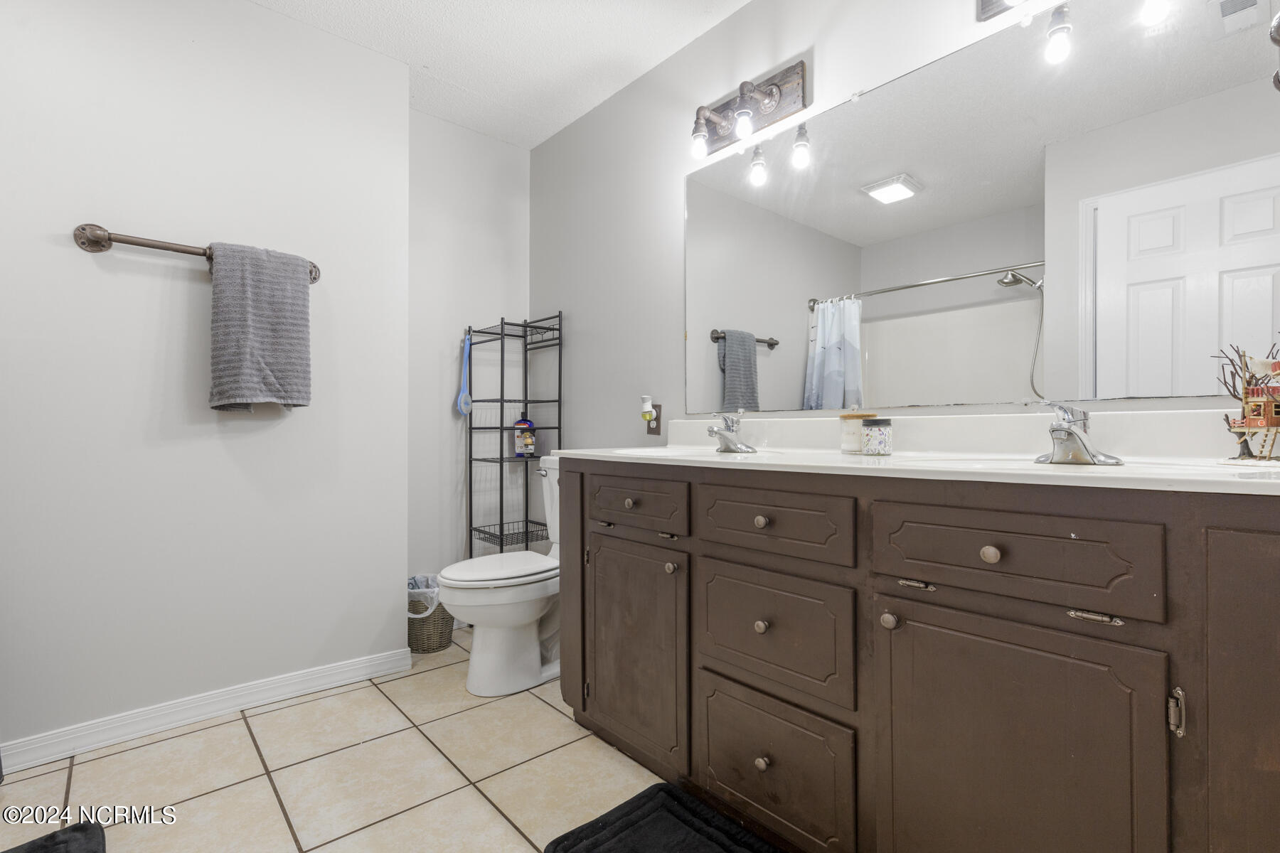 137 Newbold Road Jacksonville, NC 28540 - Photo 15 of 33 newbold-23