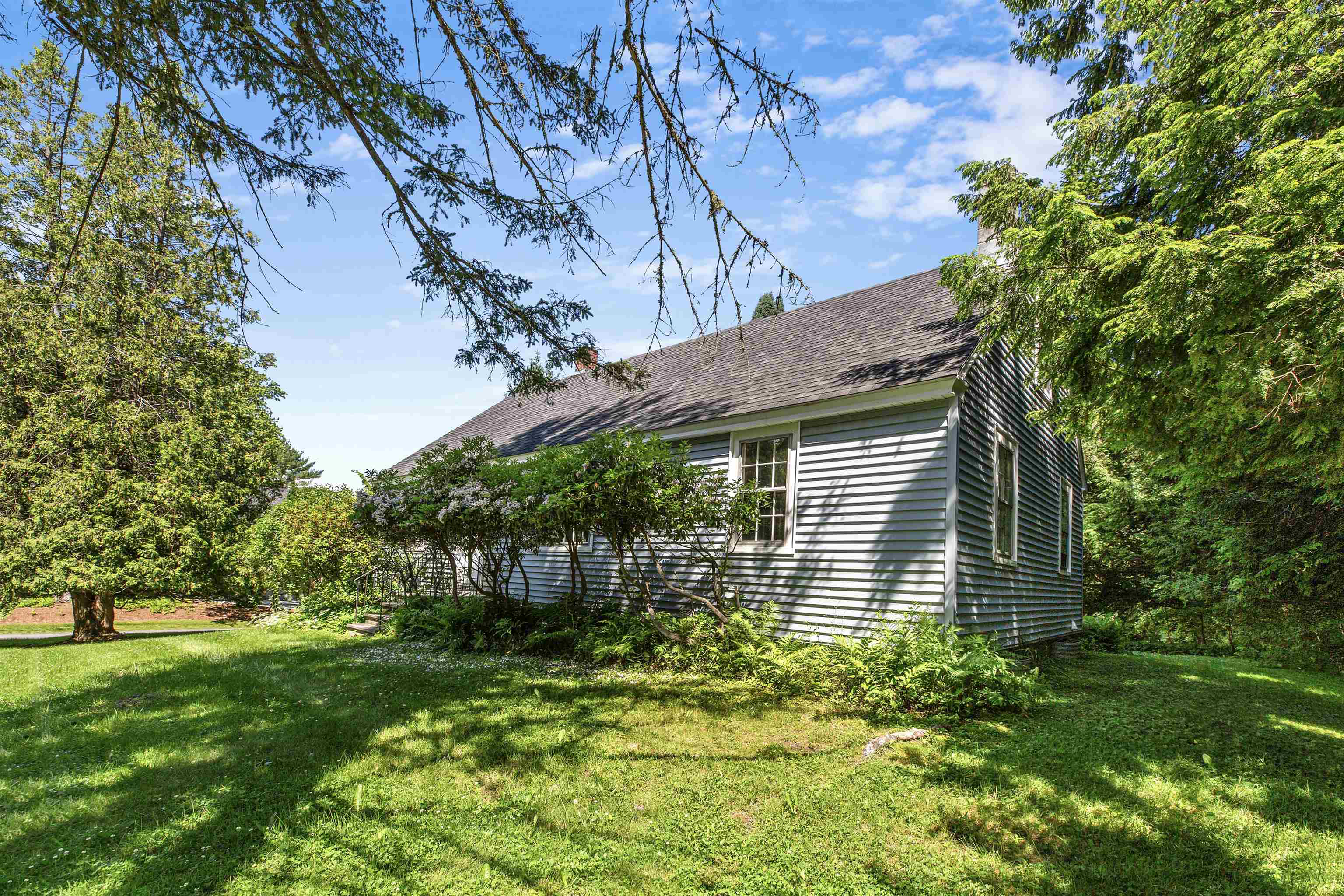 73 East Wheelock Street Hanover, NH 03755 - Photo 3 of 30